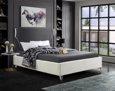 Picture of Velvet Bed 54"