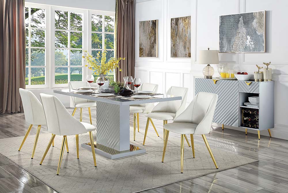 Lounge Around. Dining Table Set