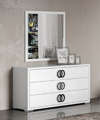 Picture of Dresser and Mirror