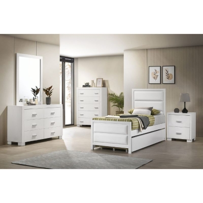 Picture of Teen 39" and 33" Bed, Dresser, Chest and Nightstand