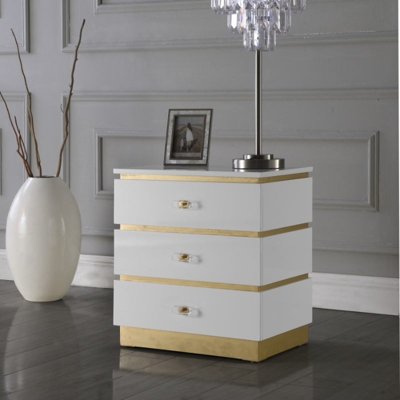 Picture of 24" White Lacquer Gold Finised Base Side Table